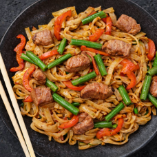 Рисова локшина зі свининою 